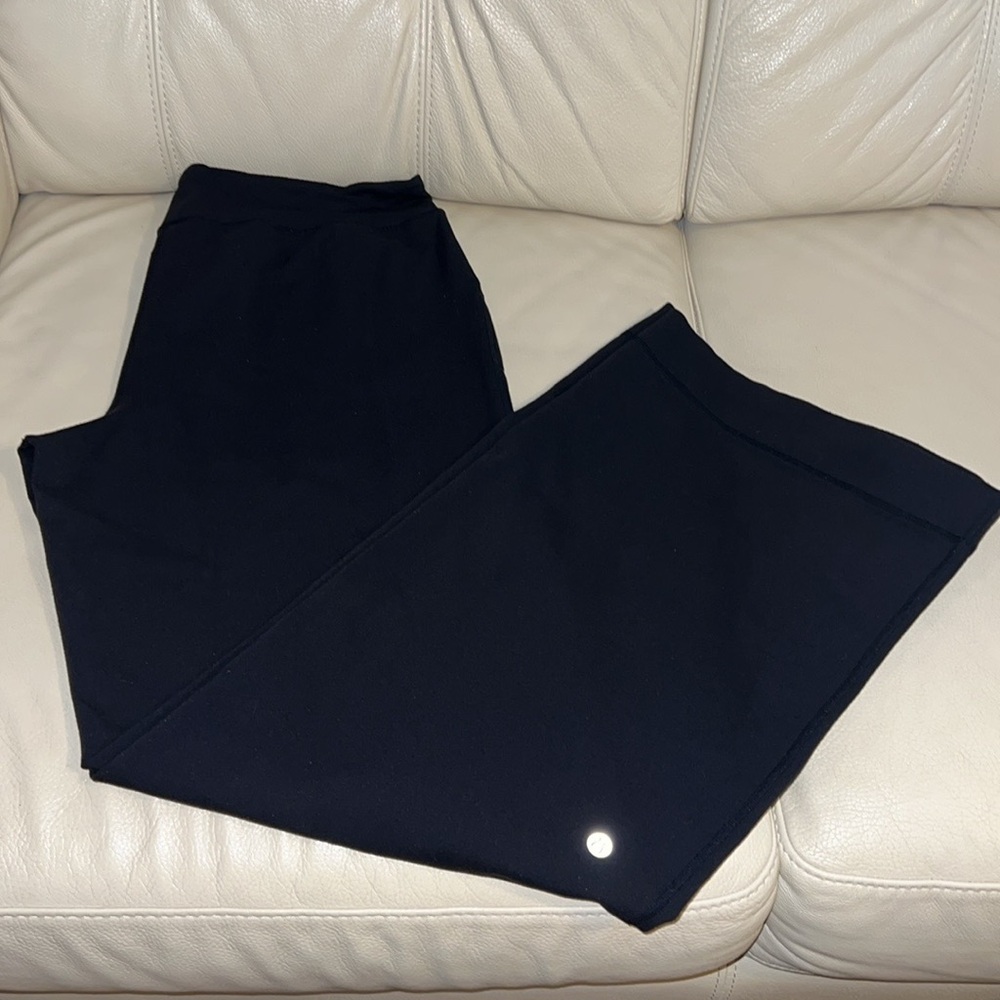 Lululemon Wide-Leg Joggers/Pants. Size 10, Color Black. Pre-Loved Condition